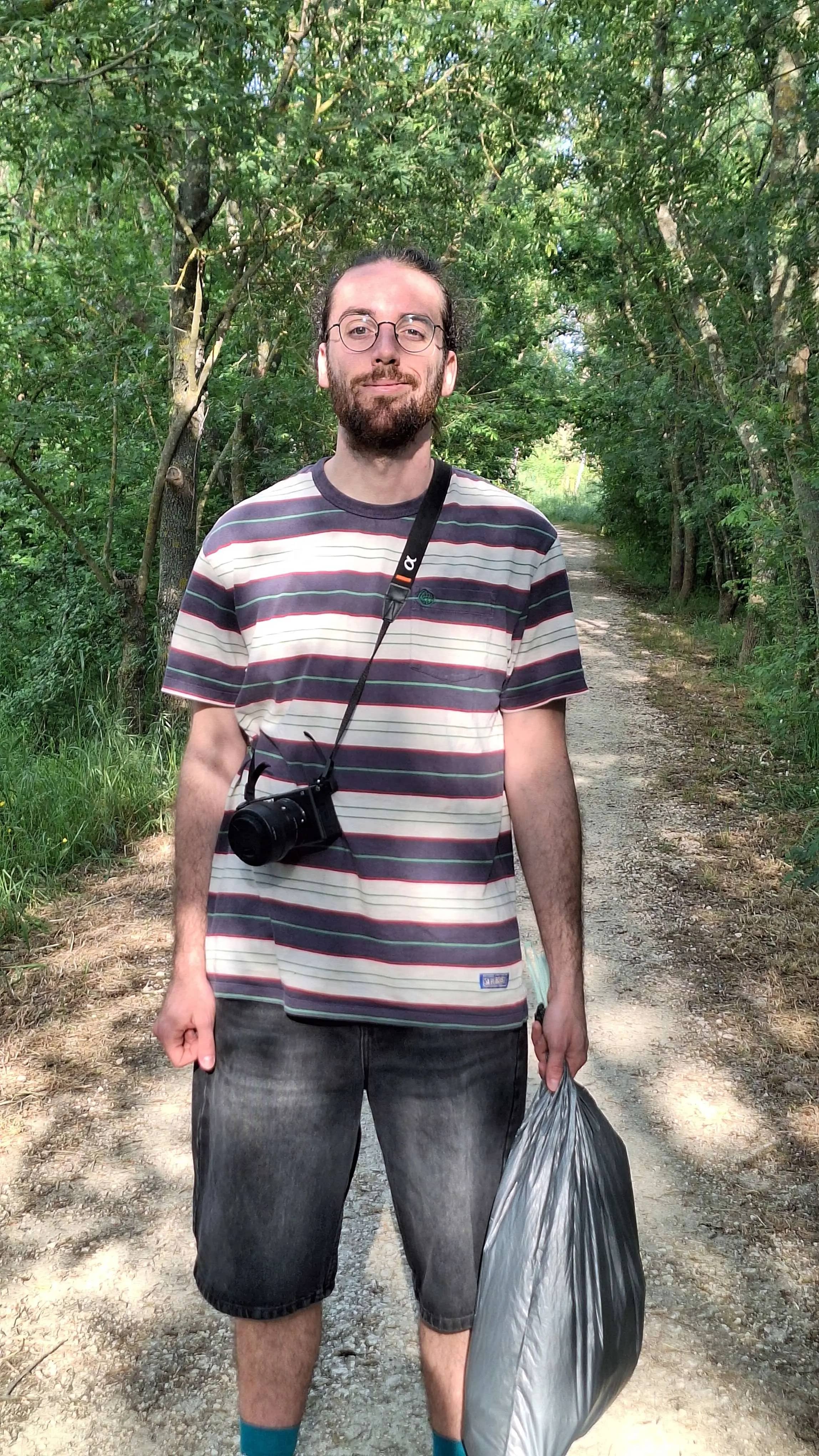 Je prends le temps d'accumuler suffisamment de photos et de participations pour proposer une véritable exposition physique, et prolonger la sensibilisation, en physique. - Image 1
